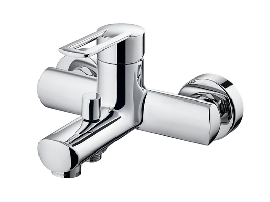 Rubinetti per vasca ad alta pressione resistenti all'usura Montaggio a superficie in stile moderno