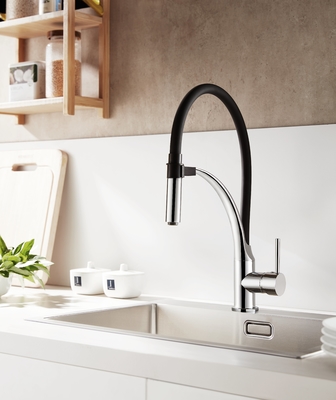 Staffa curva Rubinetto da cucina magnetico estraibile
